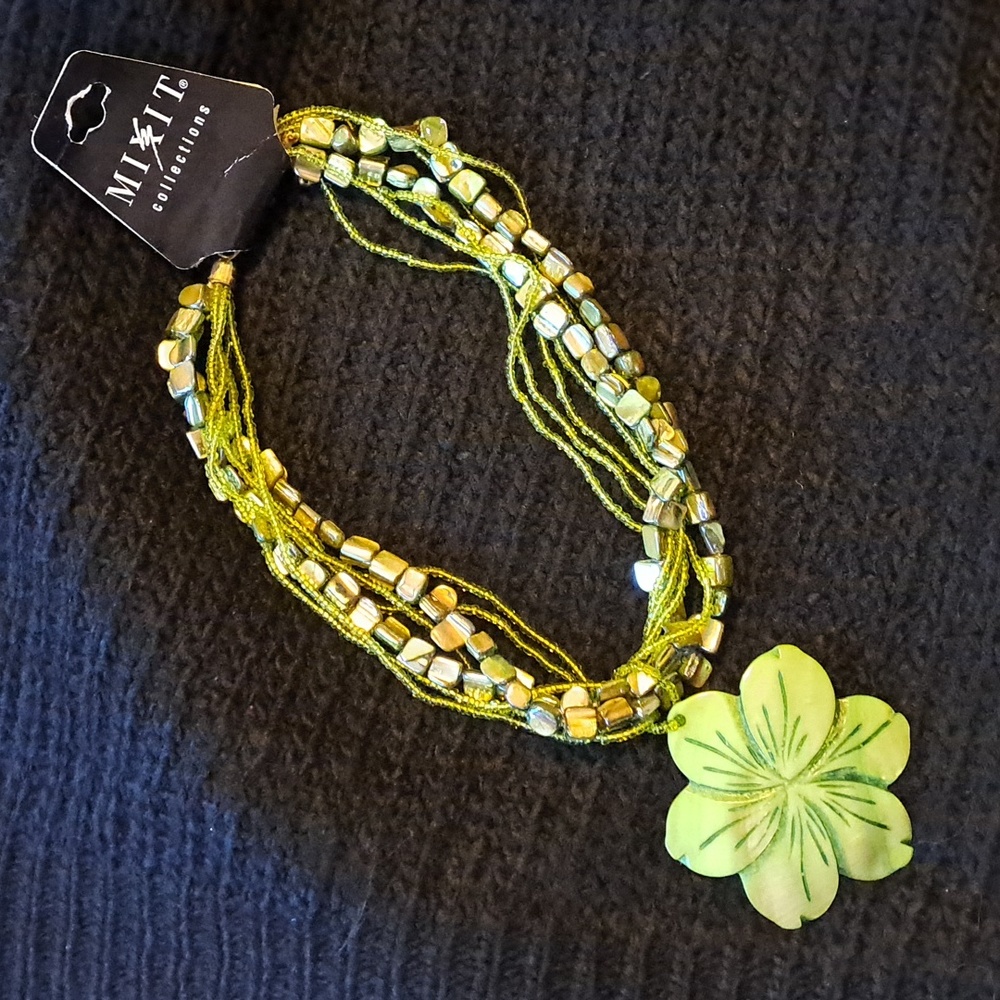 Hawaiian Shell and Bead Necklace